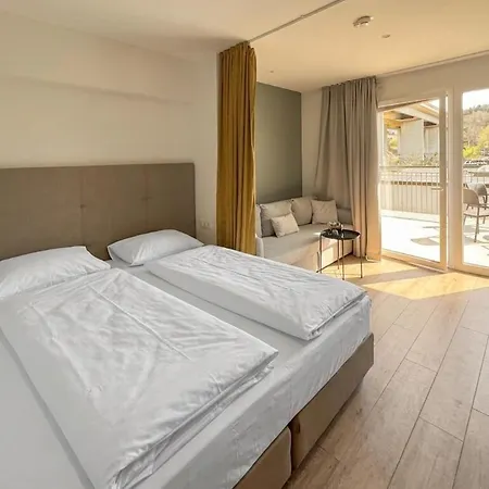 Casa Grande Your Modern Living At The Woerthersee Apartamento